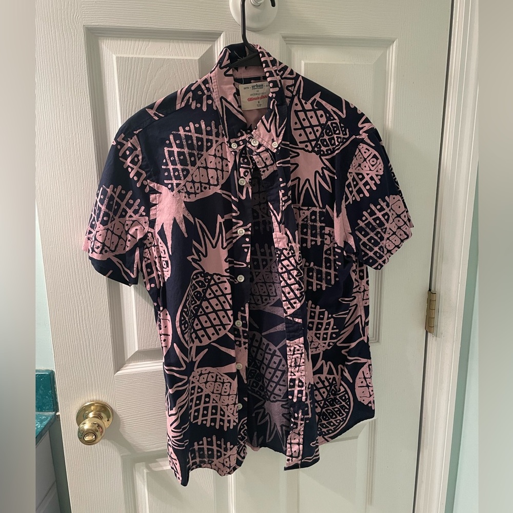 Hawaiian shirt